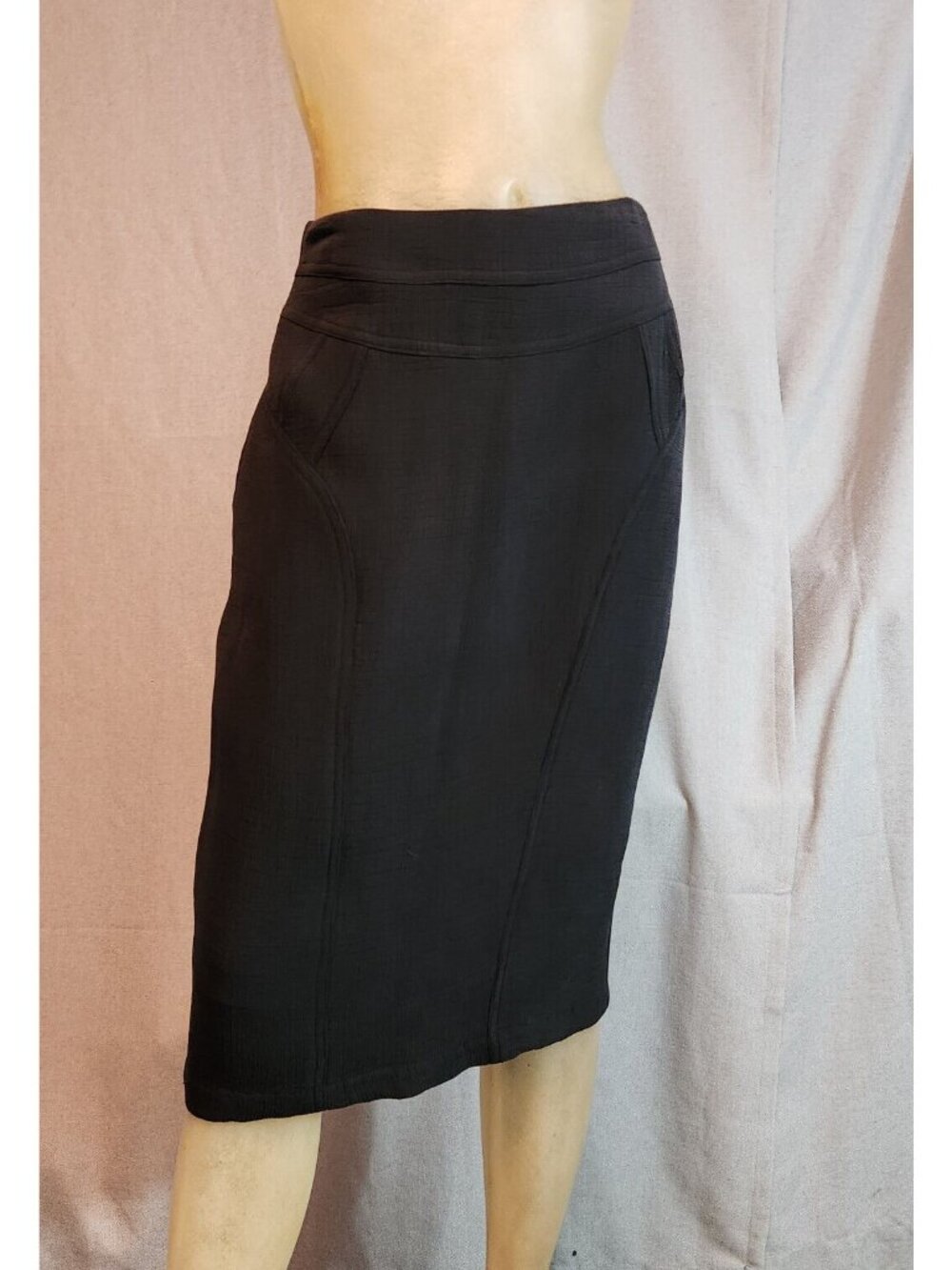 Eva Franco Solid Black Gauze Knee Length Pencil Skirt Womens Size 2 XSMALL USED